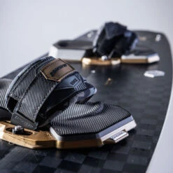 Crazyfly Elite IV - Freeride / Freestyle Kiteboard Discounts Apply ! -Cheap Kite Surfing Store 900 crazyfly 2024 elite iv 5