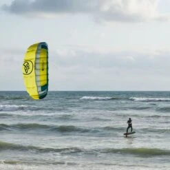 Flysurfer Hybrid - Hybrid Foil/Land/Snow Kite Discounts Apply ! 13 Flysurfer Hybrid - Hybrid Foil/Land/Snow Kite Discounts Apply ! -Cheap Kite Surfing Store flysurfer hybrid foil kite size 7